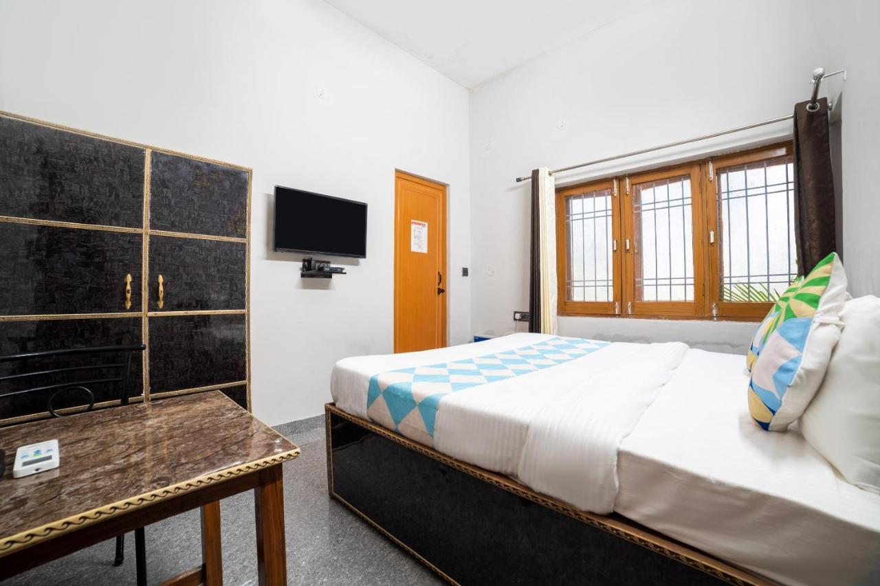 Hotel O Home Gautam Homestay Dehradun Zewnętrze zdjęcie