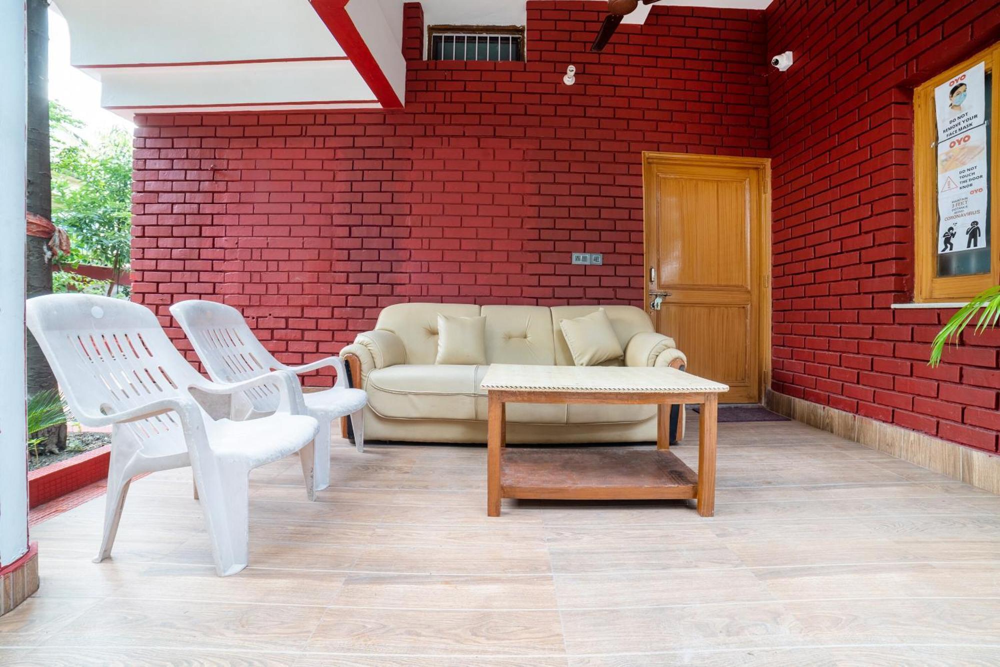 Hotel O Home Gautam Homestay Dehradun Zewnętrze zdjęcie